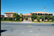 Grand Manor Motor Inn - Holiday Adelaide