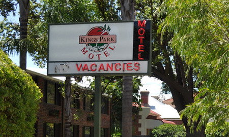 Kings Park Motel - Holiday Adelaide 0