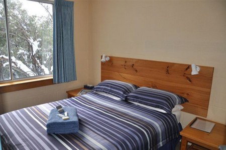 Ripparoo Ski Lodge - Holiday Adelaide 1