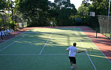 Noosa Crest Resort - Holiday Adelaide