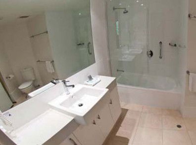 Regatta Riverfront Apartments - Holiday Adelaide 3