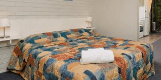 Regency Waterfront Motel - thumb 0