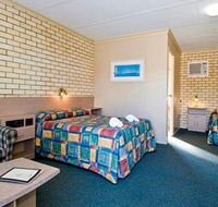 Econo Lodge Fraser Gateway - Holiday Adelaide