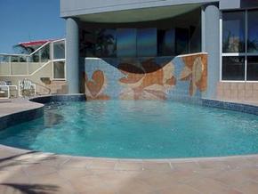 Beachfront Towers - Holiday Adelaide 1