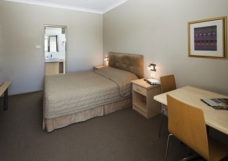 Cessnock Motel - Holiday Adelaide 2