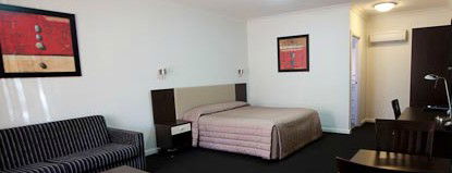 Charles Sturt Motor Inn - Holiday Adelaide 0