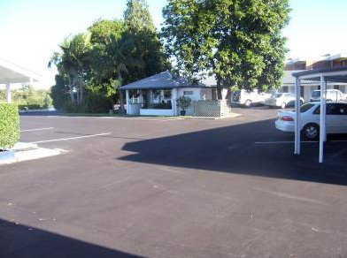 Colonial Court Motor Inn - Holiday Adelaide 3