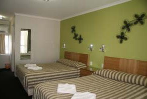 Queensgate Motel - Holiday Adelaide 4