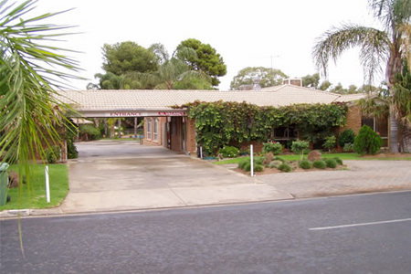 Sun River Resort Motel - Holiday Adelaide 1