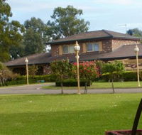 Carriage House Motor Inn - Holiday Adelaide