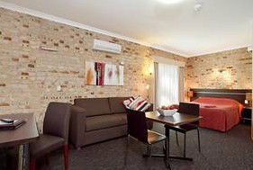 Highlander Motor Inn And Apartments - Holiday Adelaide 4