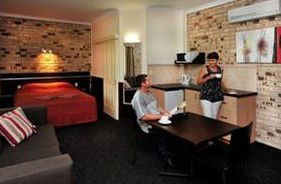 Highlander Motor Inn And Apartments - Holiday Adelaide 5