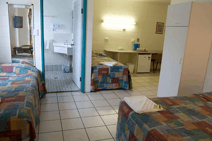 Barrier Reef Motel - Holiday Adelaide 1