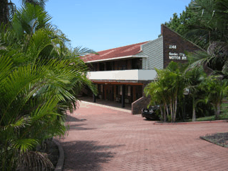 Garden City Motor Inn - Holiday Adelaide 1