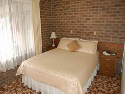Lake Albert Motel - Holiday Adelaide 1