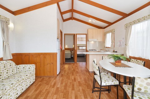 Frankston Holiday Park - Holiday Adelaide 8