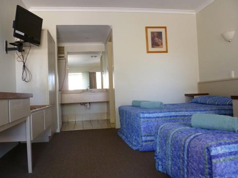 Alice Motor Inn - Holiday Adelaide 2