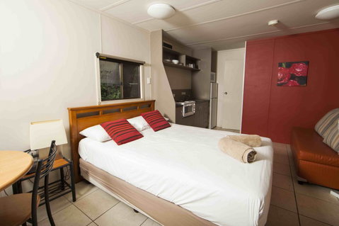 Lake Placid Tourist Park - Holiday Adelaide 7