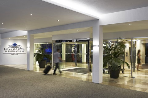 Esplanade Hotel Fremantle - By Rydges - Holiday Adelaide 5