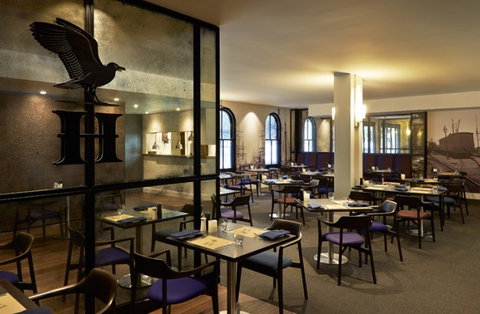 Esplanade Hotel Fremantle - By Rydges - Holiday Adelaide 7