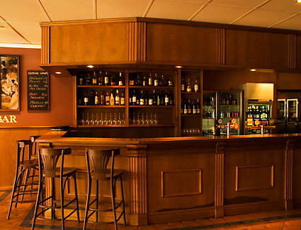 Denmark Hotel & River Rooms Motel - Holiday Adelaide 1