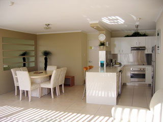Beachfront Towers - Holiday Adelaide 9