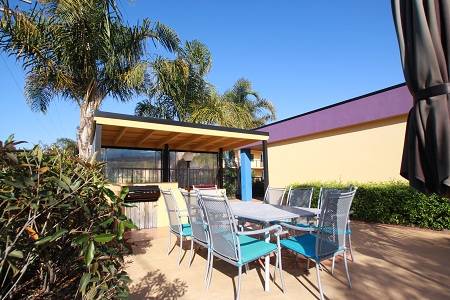 Nautilus Apartments Merimbula - Holiday Adelaide 1