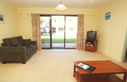 Nautilus Apartments Merimbula - Holiday Adelaide 8