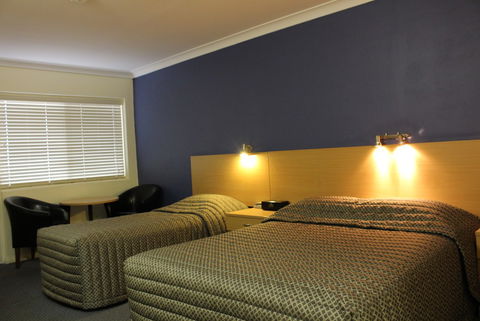 Armidale Motel - Holiday Adelaide 3