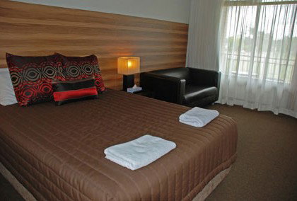 Red Cedars Motel - Holiday Adelaide 0