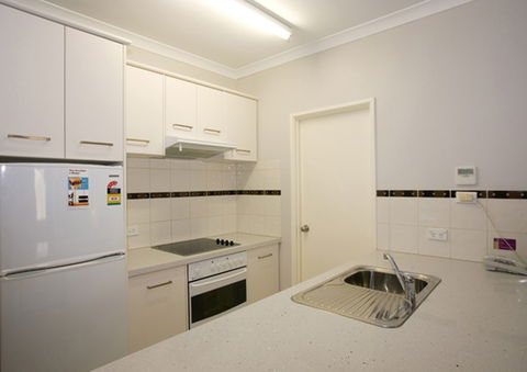 Regal Apartments - Holiday Adelaide 0