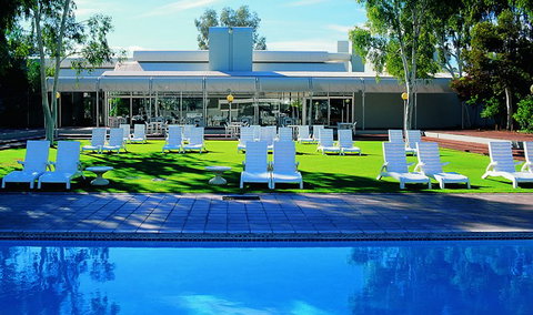 Desert Gardens Hotel - Holiday Adelaide 1