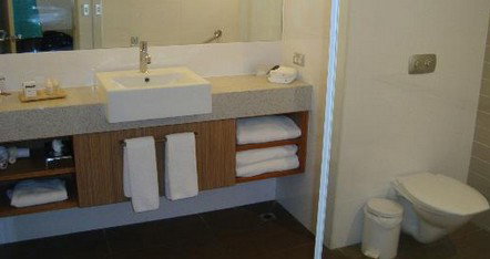 Desert Gardens Hotel - Holiday Adelaide 3