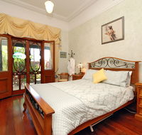 Above Bored Bed and Breakfast - Holiday Adelaide