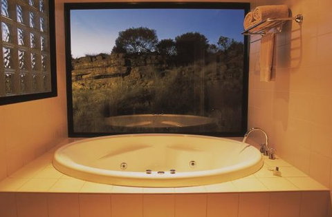 Kings Canyon Resort - Holiday Adelaide 3