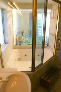 Surfers Mayfair - Holiday Adelaide 4