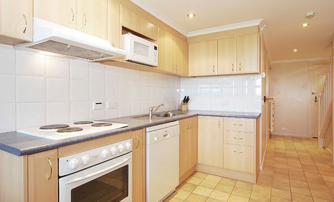 Arlberg Hotel Mt Buller - Holiday Adelaide 5