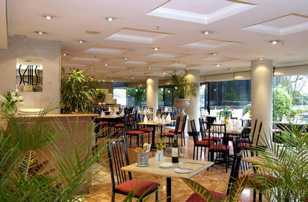 Bayview On The Park Hotel - Holiday Adelaide 3