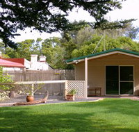 Shiralea Country Cottage - Holiday Adelaide