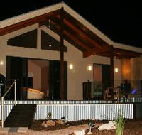Pike River Luxury Villas - Holiday Adelaide