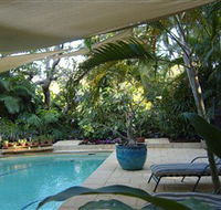 Lily Pad - Holiday Adelaide