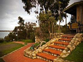 Ulonga Lodge - Holiday Adelaide 0