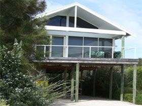 Sheoak Holiday Home - Holiday Adelaide 0