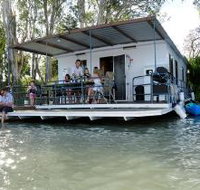 The Murray Dream Self Contained Moored Houseboat - Holiday Adelaide
