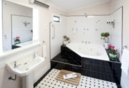 Trinity Cottage - Holiday Adelaide 4