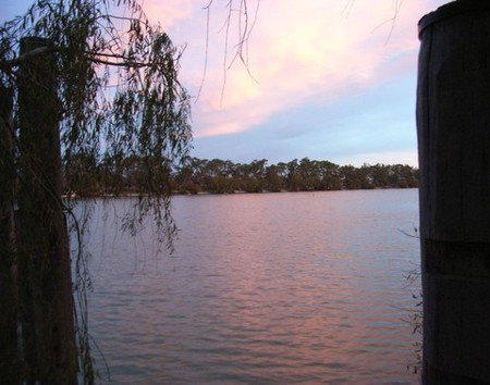 Mannum Caravan Park Cabins - Holiday Adelaide 3