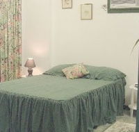 Frangipanni Bed and Breakfast - Holiday Adelaide