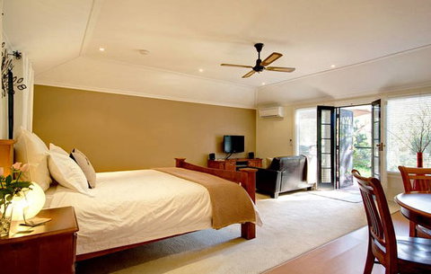 One Tree Bed And Breakfast - Holiday Adelaide 8