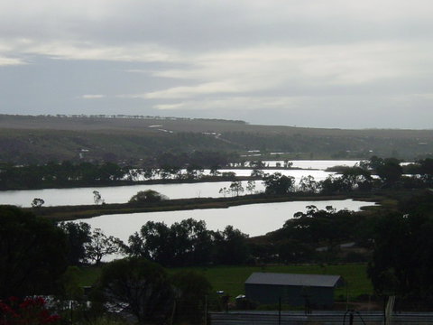 Riverview Rise Retreats - Holiday Adelaide 2