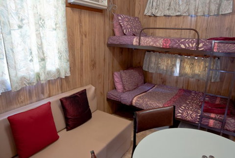 Moonta Bay Road Cabins And Cottages - Holiday Adelaide 4